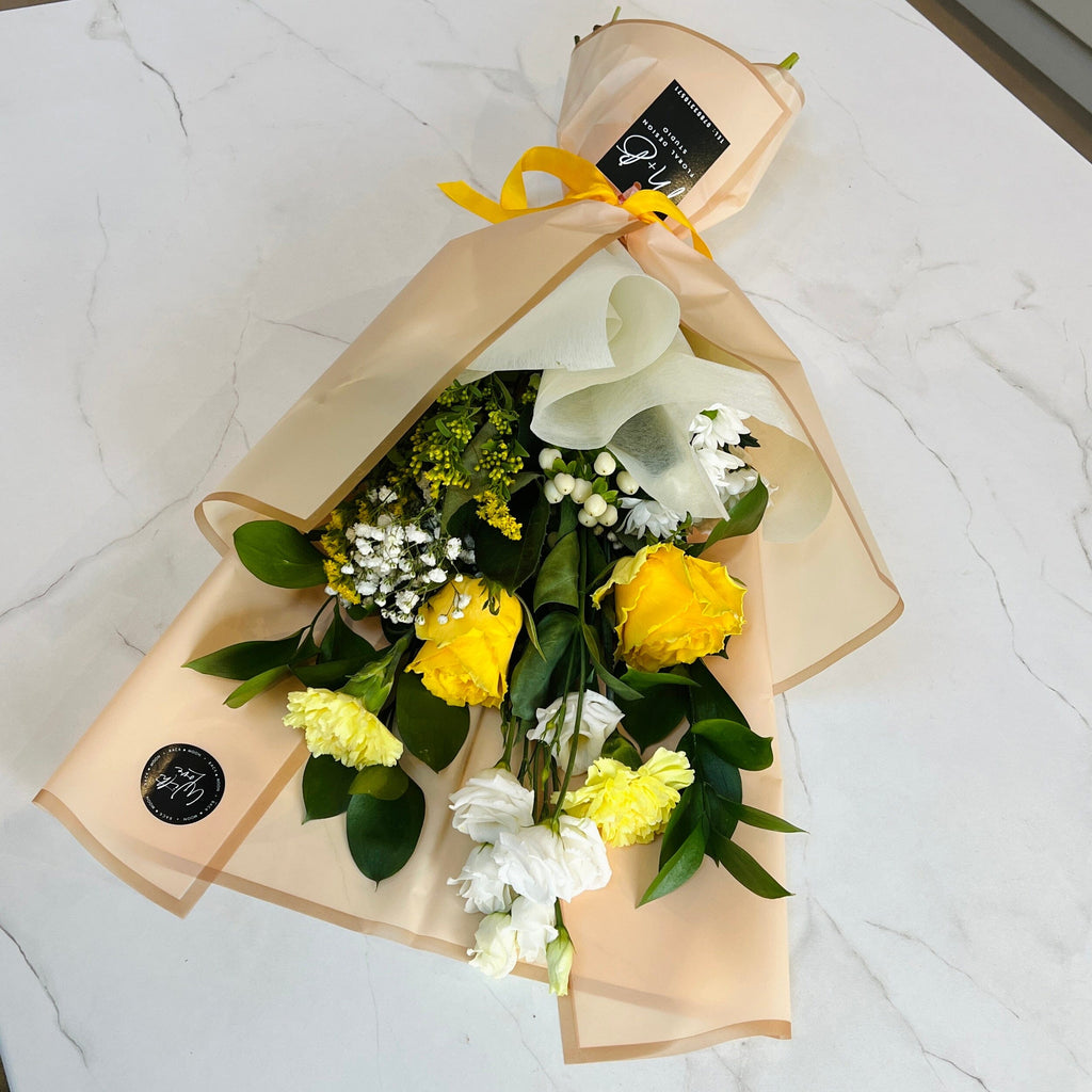 Mellow Yellow Hand Tied Bouquet | Thorngumbald & Hedon Florist | Hull Fresh Flower Delivery near me
