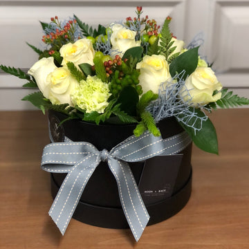 Neutral Floral Hat Box | Thorngumbald & Hedon Florist | Hull Fresh Flower Delivery