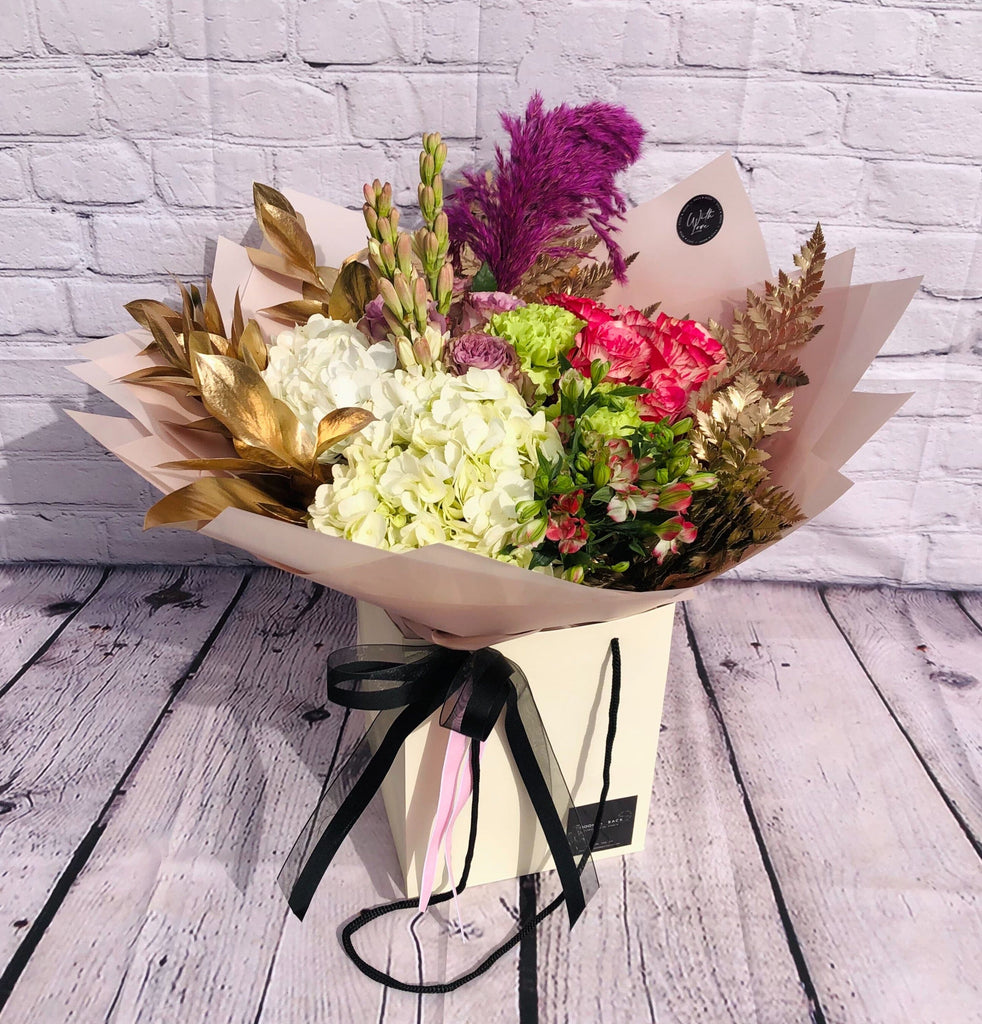 Signature The Duchess | Thorngumbald & Hedon Florist | Hull Fresh Flower Delivery