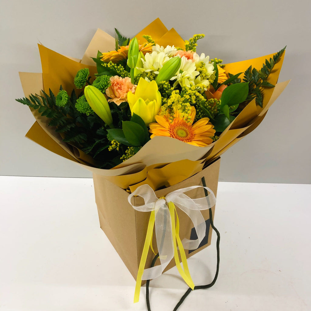 Sunshine Water Bouquet | Thorngumbald & Hedon Florist | Hull Fresh Flower Delivery