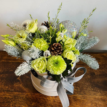 Winter Wonderland Hat Box | Thorngumbald & Hedon Florist | Hull Fresh Flower Delivery